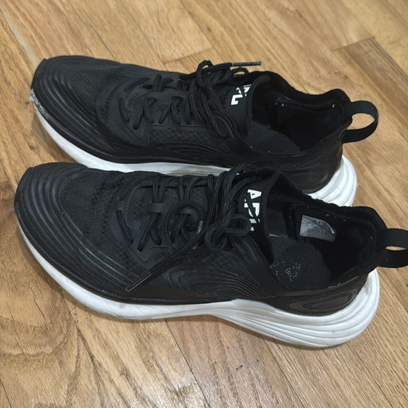 APL Streamline Shoes - Picture 2 of 6